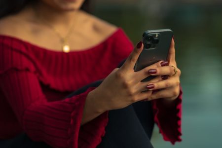 explorez la richesse et la diversité de la sexualité féminine, ses dimensions psychologiques, physiologiques et socioculturelles. découvrez comment la sexualité des femmes est influencée par les normes, les expériences personnelles et les relations, tout en brisant les tabous et en célébrant l'épanouissement personnel.