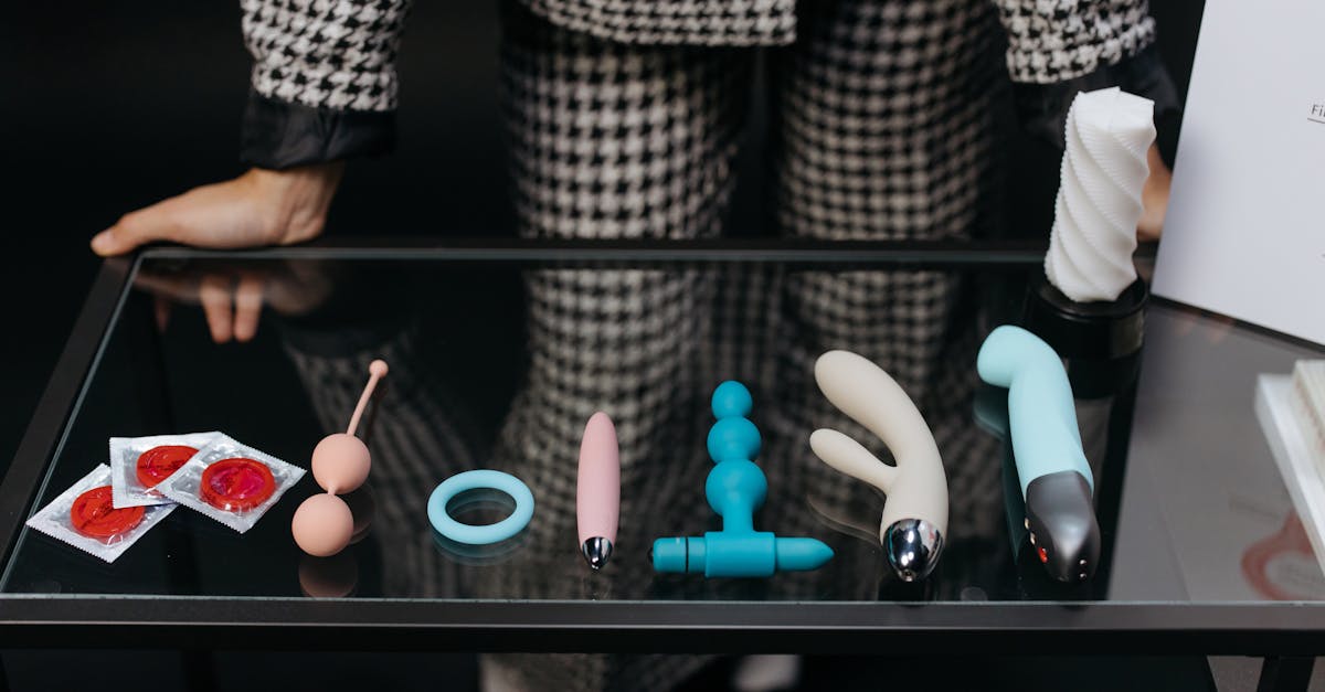 découvrez notre large sélection de sex toys de qualité pour pimenter vos moments intimes. que vous soyez débutant ou expérimenté, trouvez le plaisir qui vous convient et explorez vos fantasmes en toute discrétion.