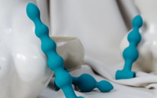découvrez notre sélection variée de sex toys de qualité. explorez de nouvelles sensations et éveillez vos envies avec des produits conçus pour le plaisir. que vous soyez débutant ou expert, trouvez l'accessoire parfait pour pimenter votre vie intime.