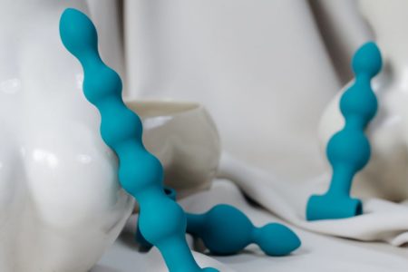 découvrez notre sélection variée de sex toys de qualité. explorez de nouvelles sensations et éveillez vos envies avec des produits conçus pour le plaisir. que vous soyez débutant ou expert, trouvez l'accessoire parfait pour pimenter votre vie intime.