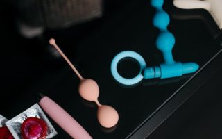 découvrez notre sélection variée de sextoys pour rehausser votre plaisir et explorer votre intimité. que vous soyez débutant ou expert, trouvez des produits de qualité pour pimenter vos moments en solo ou à deux.