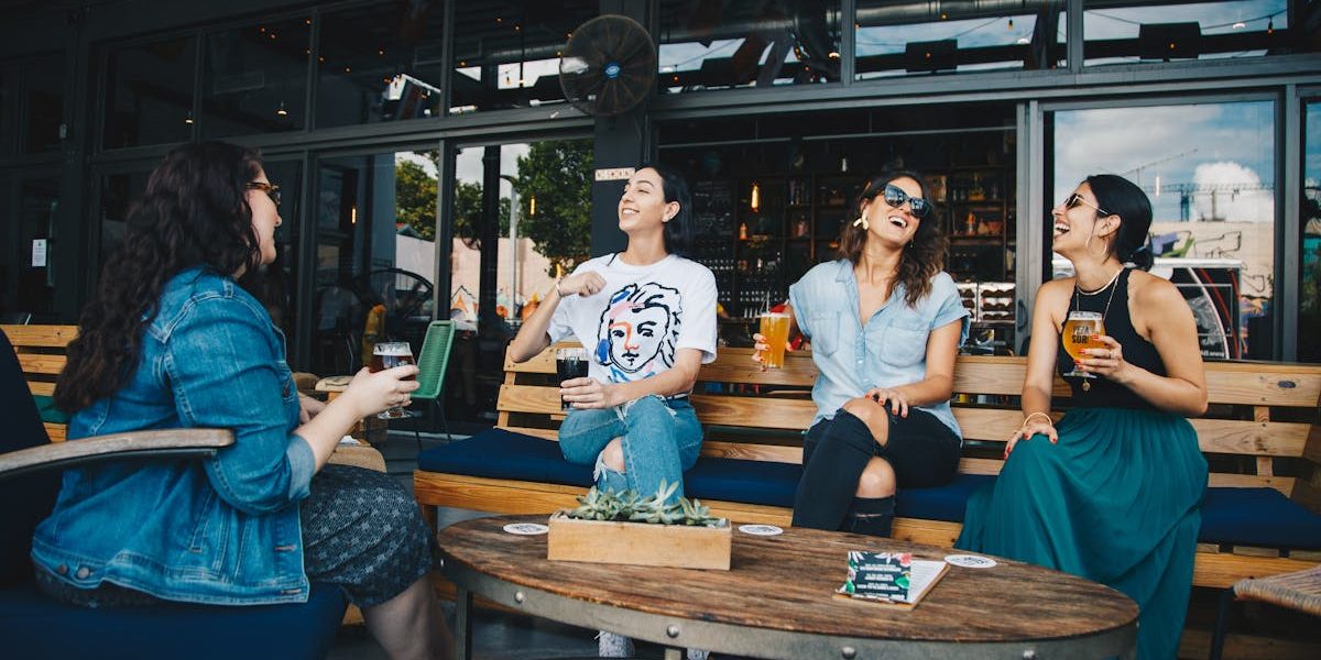 découvrez notre sélection dédiée aux femmes, mettant en avant des articles de mode, de beauté et de bien-être pensés pour sublimer votre quotidien. trouvez l'inspiration et les tendances qui vous ressemblent.