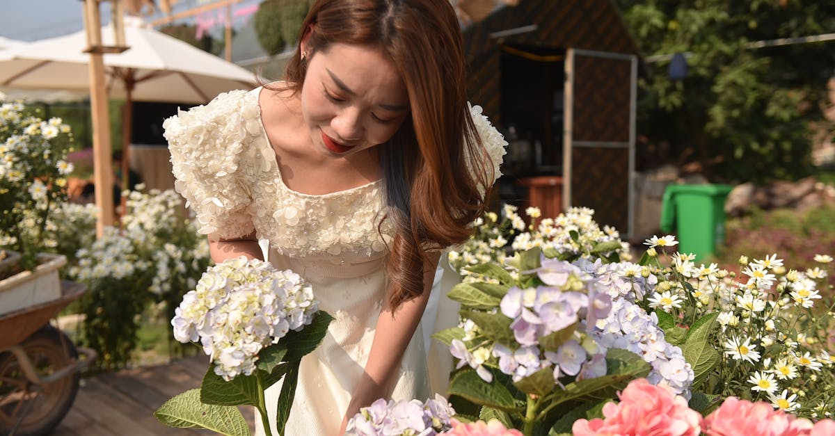 découvrez notre collection de jupes crinoline élégantes et raffinées. parfaites pour ajouter volume et style à vos tenues, nos petticoats sont idéaux pour les mariages, soirées et événements spéciaux. confort, qualité et un look irrésistible à portée de main.