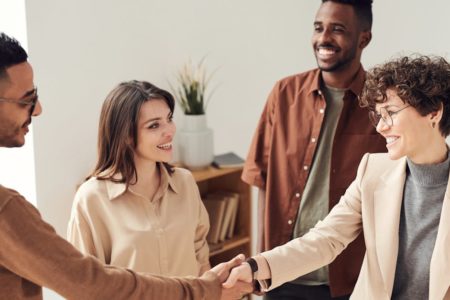 découvrez les fondamentaux de l'entrepreneuriat : conseils, stratégies et ressources pour lancer, gérer et développer efficacement votre entreprise.