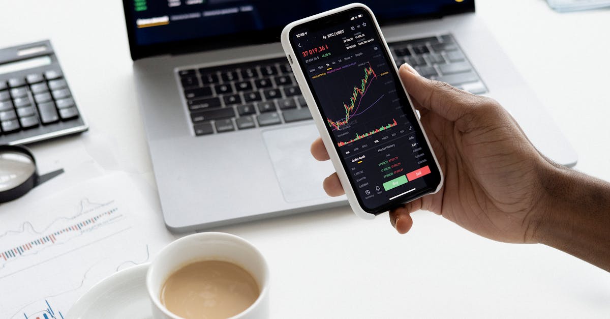 découvrez l'univers du trading : apprenez les stratégies, les analyses de marché et les astuces des experts pour maximiser vos profits et naviguer efficacement dans le monde des investissements financiers.