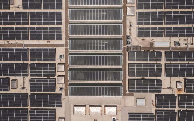 découvrez des solutions durables pour répondre aux enjeux écologiques, économiques et sociaux d’aujourd’hui. explorez des stratégies innovantes pour un avenir plus responsable.