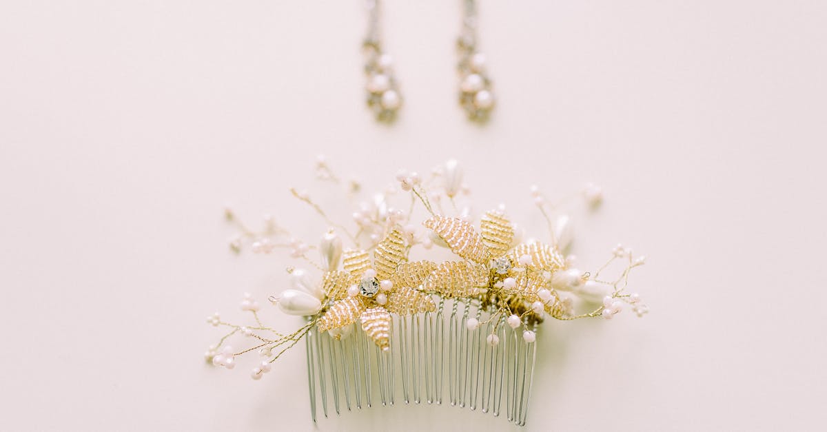 découvrez notre sélection d'accessoires tendance pour sublimer votre style et faciliter votre quotidien. trouvez le complément idéal pour chaque occasion parmi une large gamme d'accessoires de qualité.