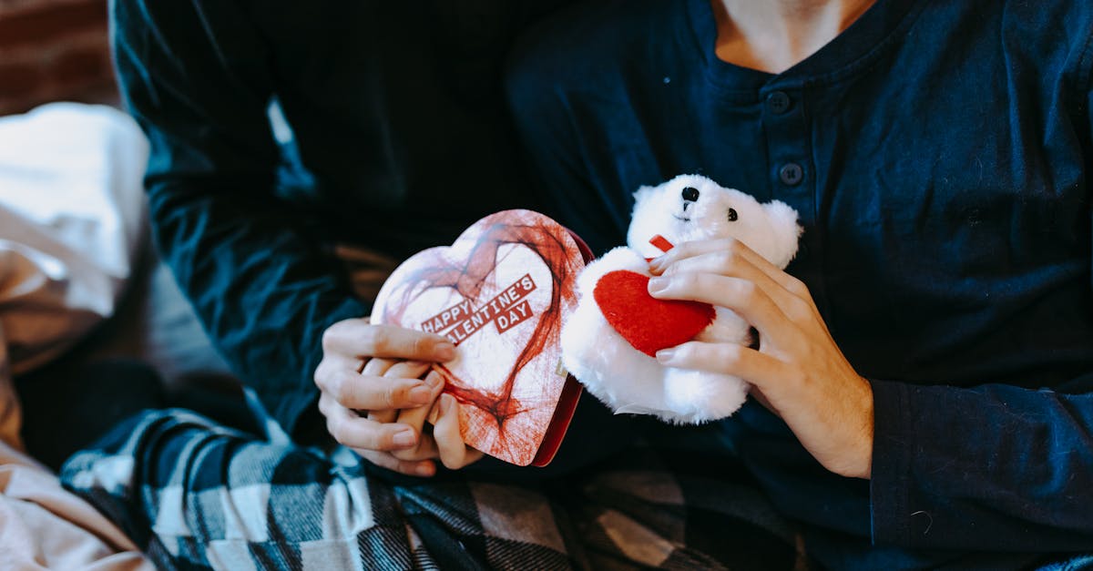 découvrez notre sélection des meilleurs sex toys pour pimenter votre vie intime, explorer de nouveaux plaisirs et vivre des expériences sensuelles inoubliables en toute sécurité.